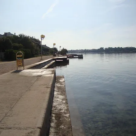 Damir Apartman Petrcane