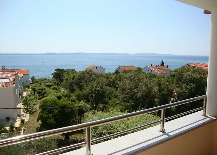 Damir شقة بيتريتْشاني