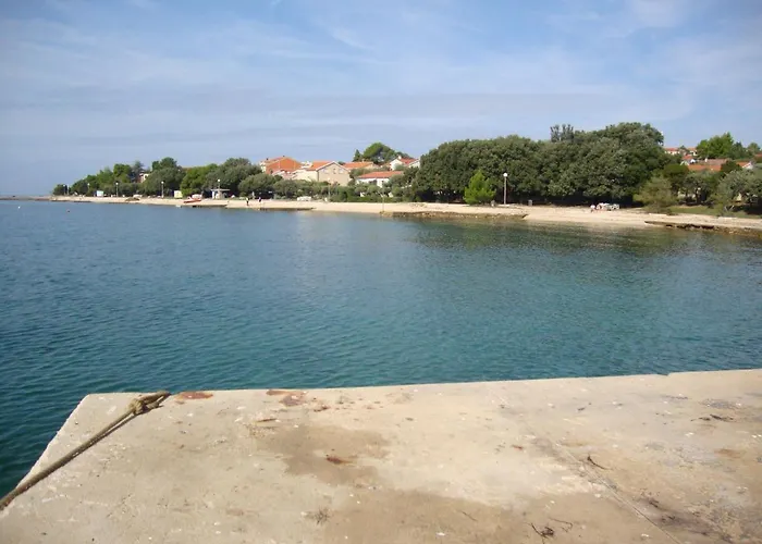 Damir شقة بيتريتْشاني