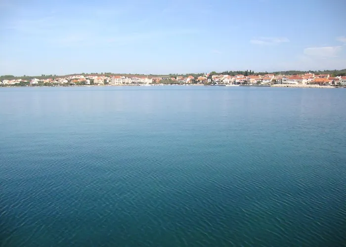 Damir شقة بيتريتْشاني