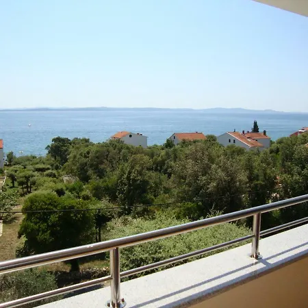 Damir Apartment Petrcane